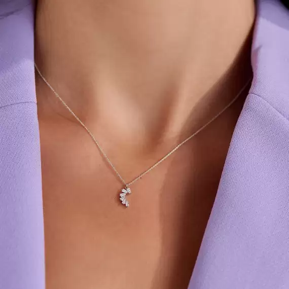 Vega 0.12 CT Trapeze Cut Diamond White Gold Necklace - 2