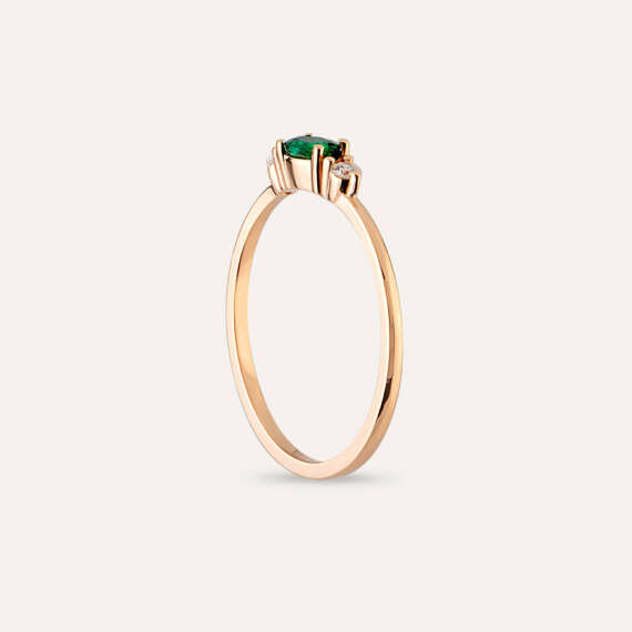 0.32 CT Emerald and Diamond Rose Gold Ring - 4