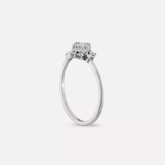 0.30 CT Princess Cut Diamond White Gold Ring - 5