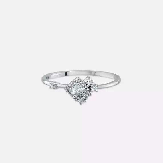 0.30 CT Princess Cut Diamond White Gold Ring - 4