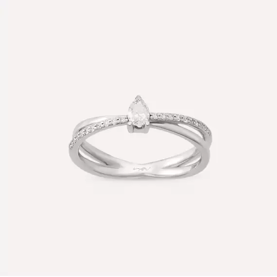 0.27 CT Pear Cut Diamond Spiral Wedding Ring - 3