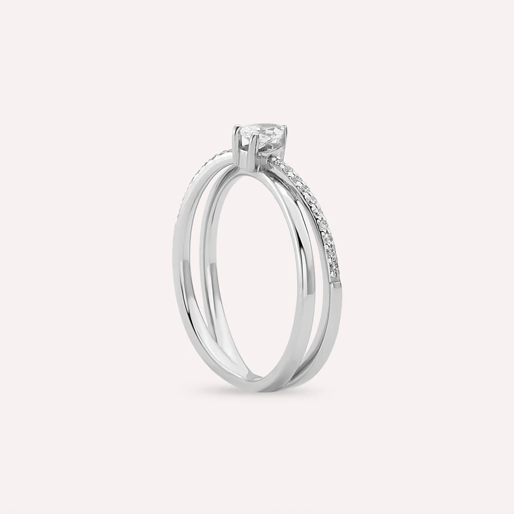 0.27 CT Pear Cut Diamond Spiral Wedding Ring