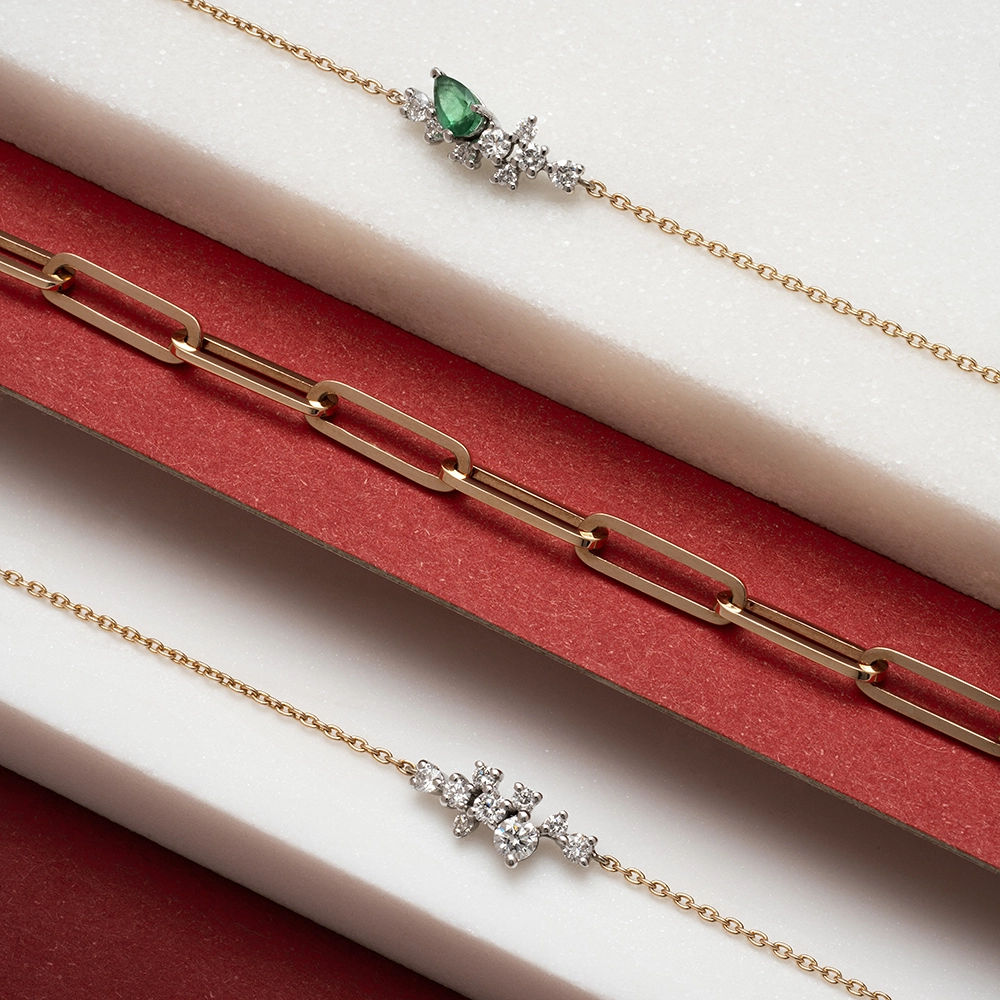 0.41 CT Emerald and Diamond Rose Gold Bracelet - 8