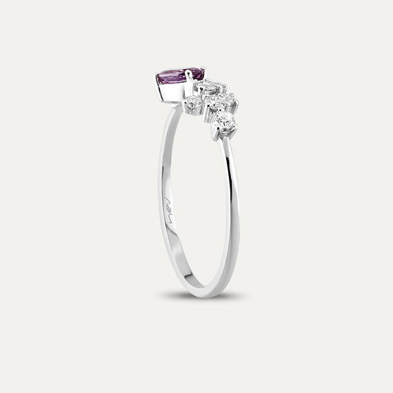 0.55 CT Purple Sapphire and Diamond White Gold Ring - 4