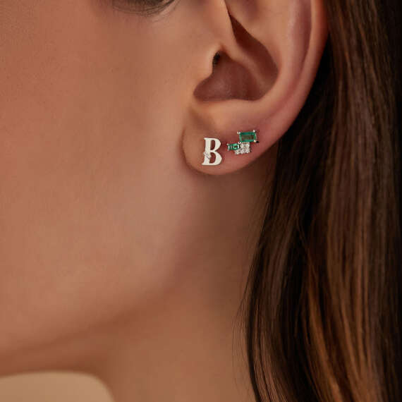 0.66 CT Baguette Cut Emerald White Gold Earring - 2
