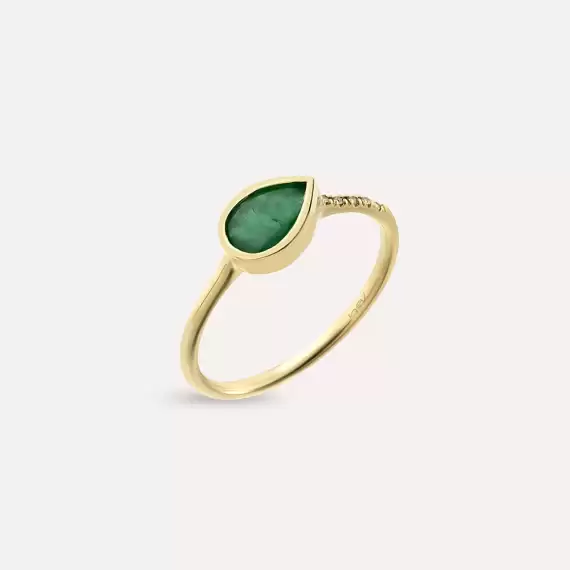 0.67 CT Pear Cut Emerald and Diamond Yellow Gold Ring - 2