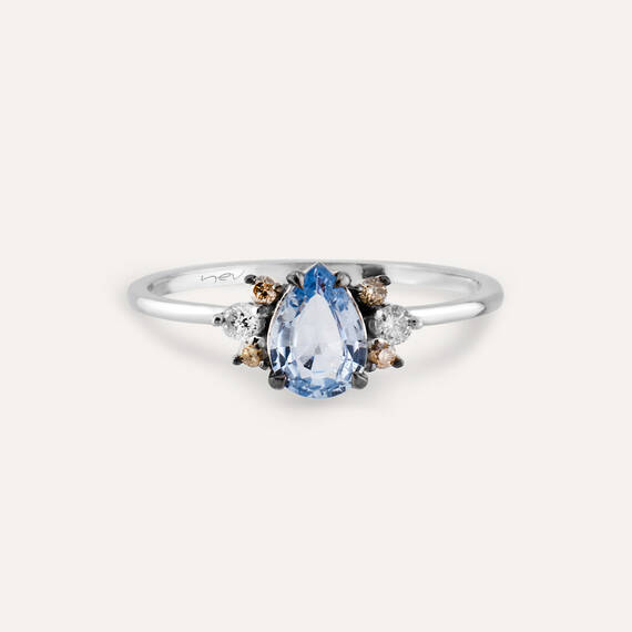 0.81 CT Blue Sapphire and Brown Diamond White Gold Ring - 3