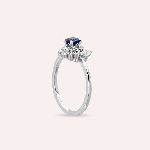 0.88 CT Sapphire and Diamond White Gold Ring - 6
