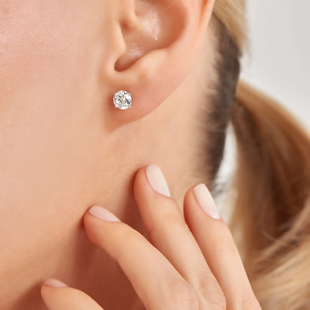 1.80 CT Diamond White Gold Earring - 2
