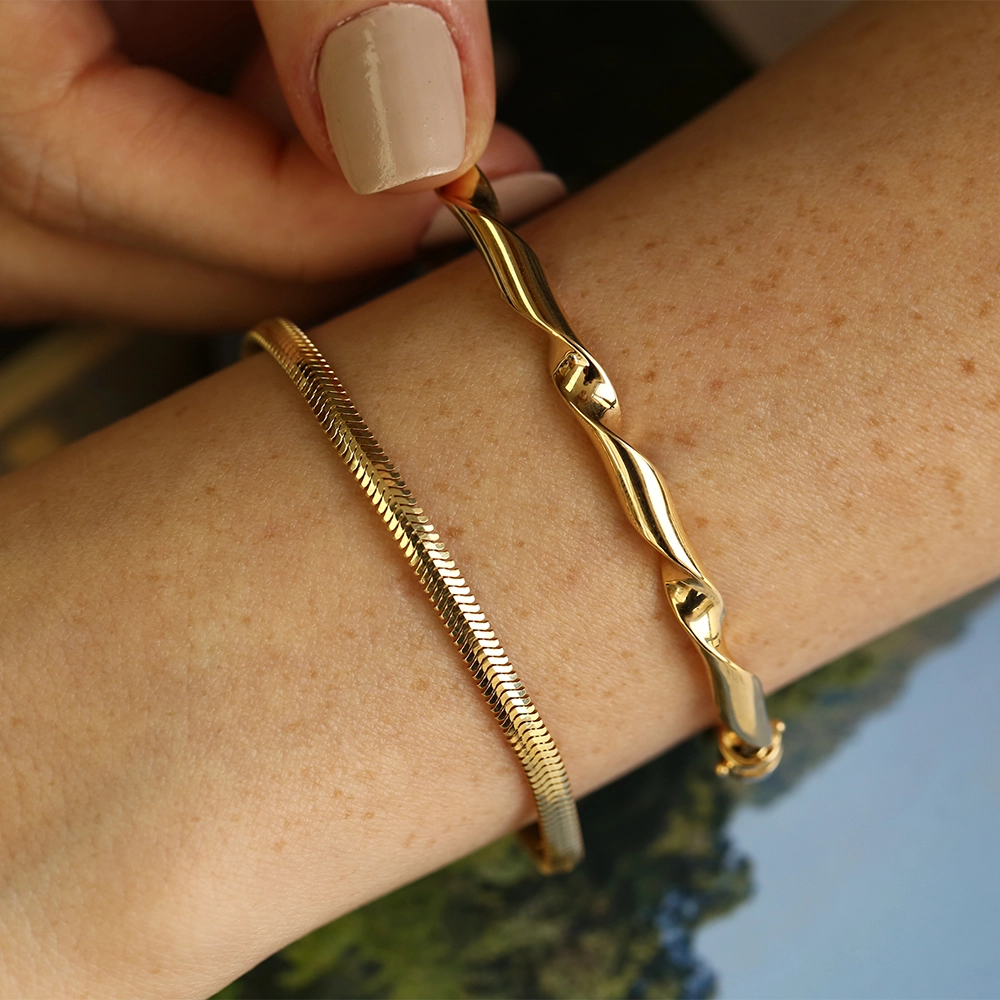 3.30 MM Herringbone Yellow Gold Bracelet - 3