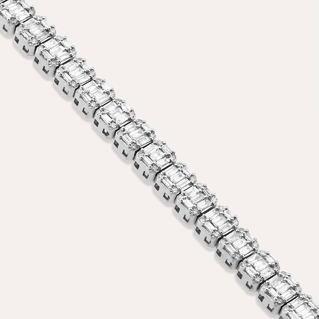Baguette Diamond Bracelet in a Baguette and Round Frame Los Angeles | Peter  Norman
