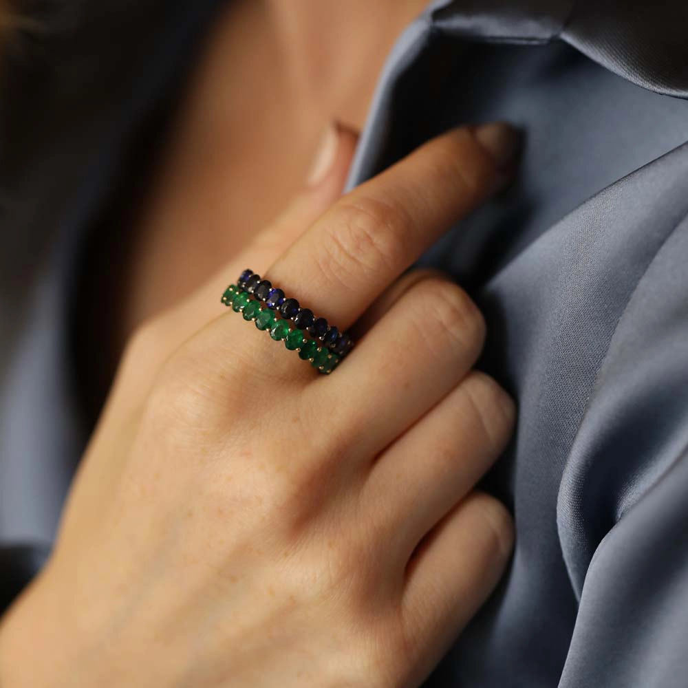 3.93 CT Emerald Yellow Gold Eternity Ring - 3