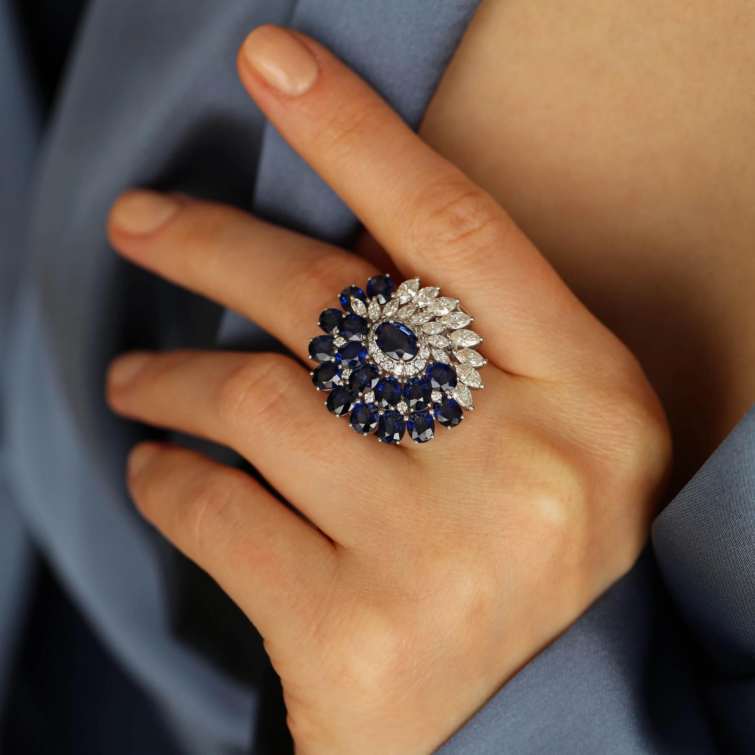 9.22 CT Sapphire and Diamond Ring - 2