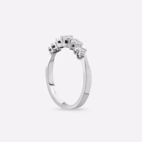 Amour 0.11 CT Diamond White Gold Ring - 6