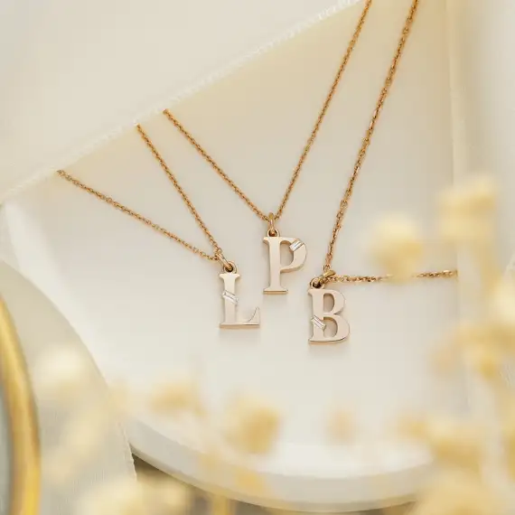 Baguette Cut Diamond Rose Gold B Letter Necklace - 2