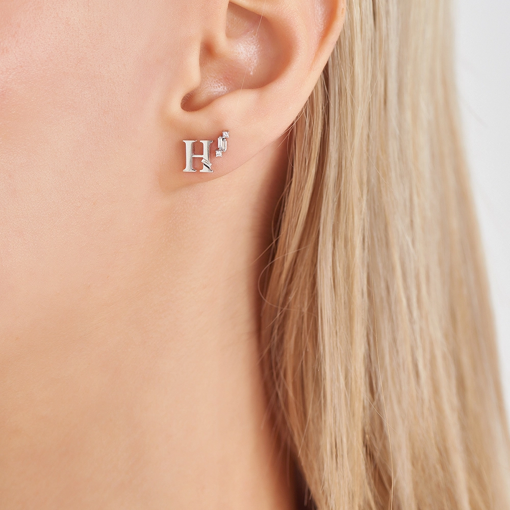 Baguette Cut Diamond White Gold H Letter Single Earring - 2