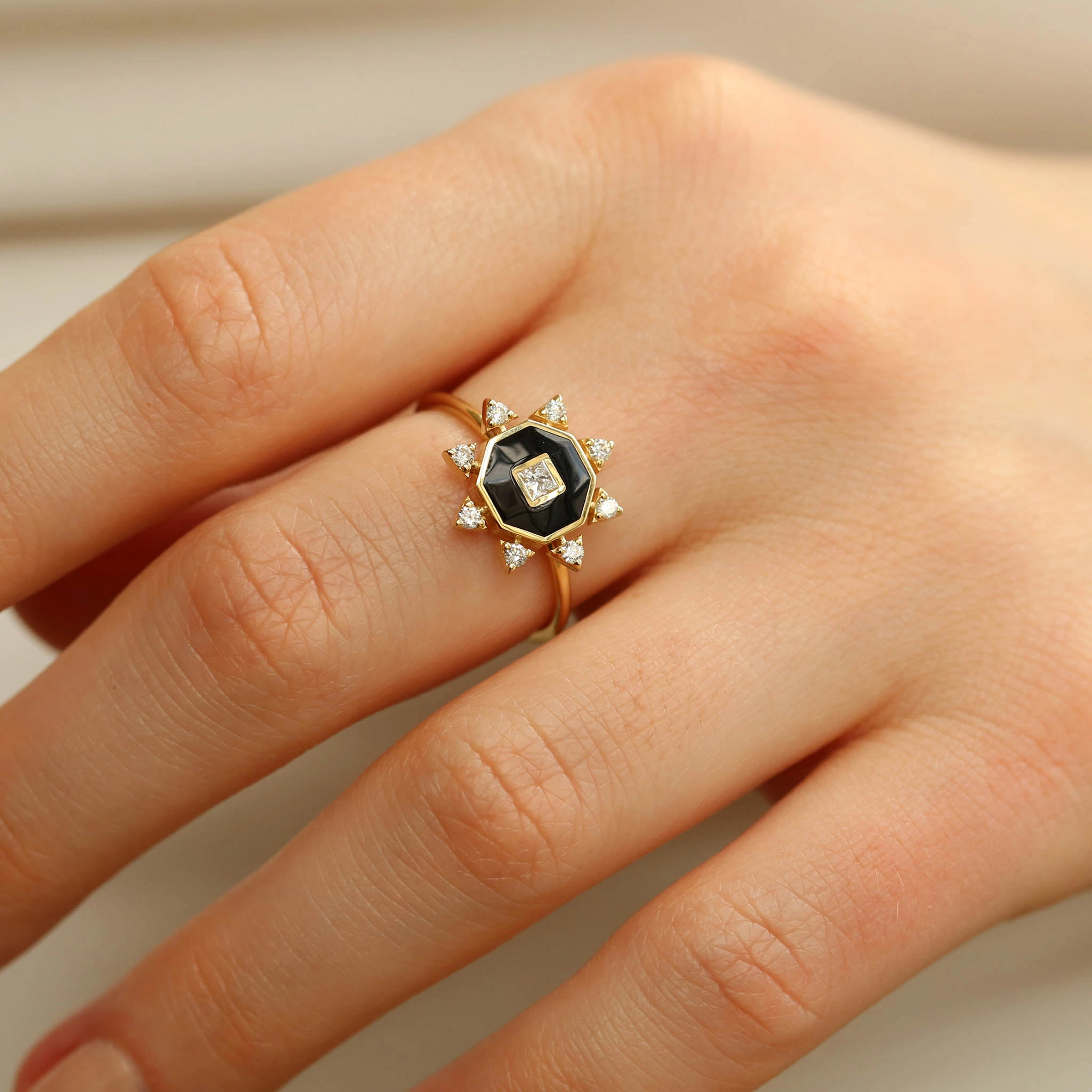 Bellatrix Diamond and Black Enamel Yellow Gold Ring - 2