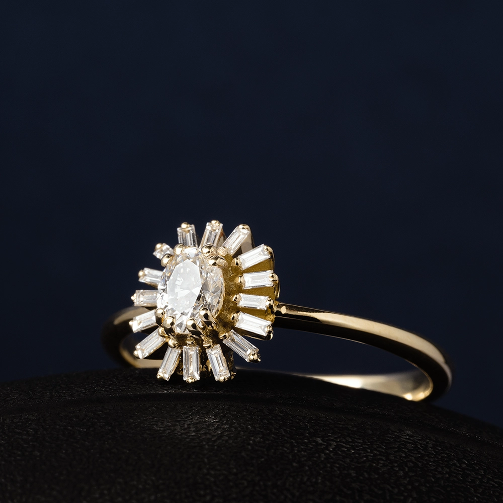Daisy 0.43 CT Baguette Cut Diamond Yellow Gold Ring - 5