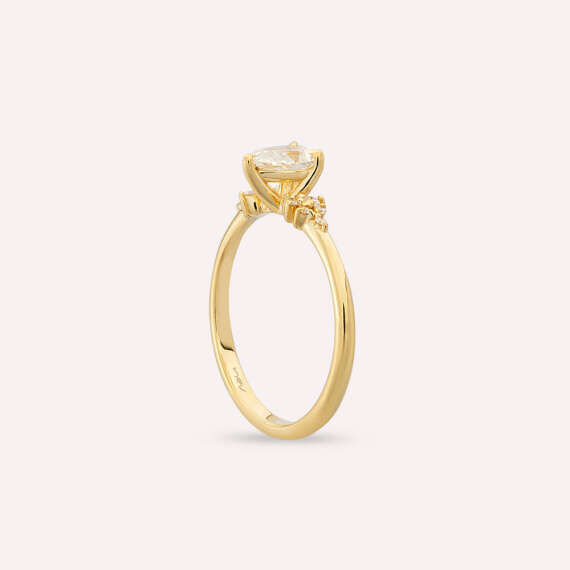 Daphne 0.58 CT Pear Cut Diamond Yellow Gold Ring - 6