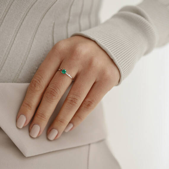 Emerald, Sapphire and Diamond White Gold Ring - 2