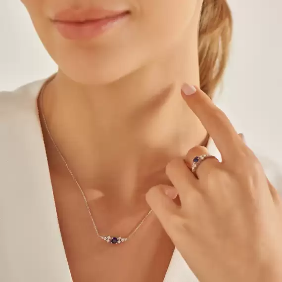 Emilie 0.60 CT Safir ve Pırlanta Taşlı Beyaz Altın Kolye - 2