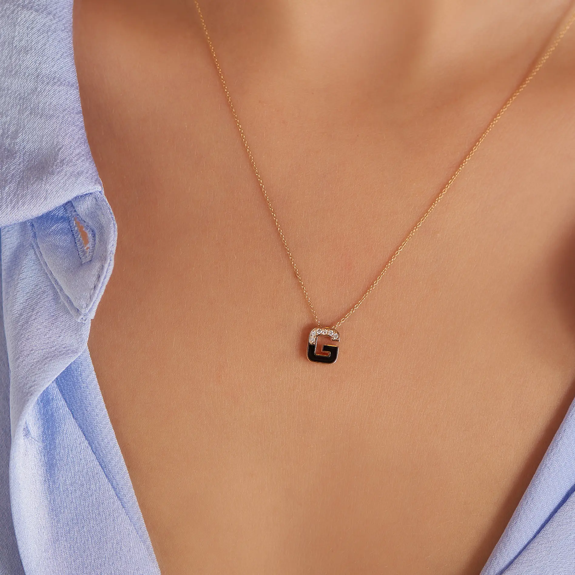G Letter Diamond and Black Enamel Rose Gold Necklace - 2