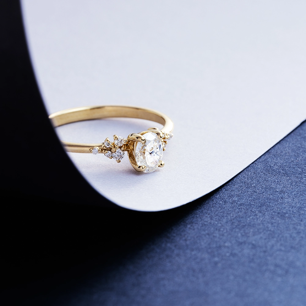 Yellow gold rings for her deals