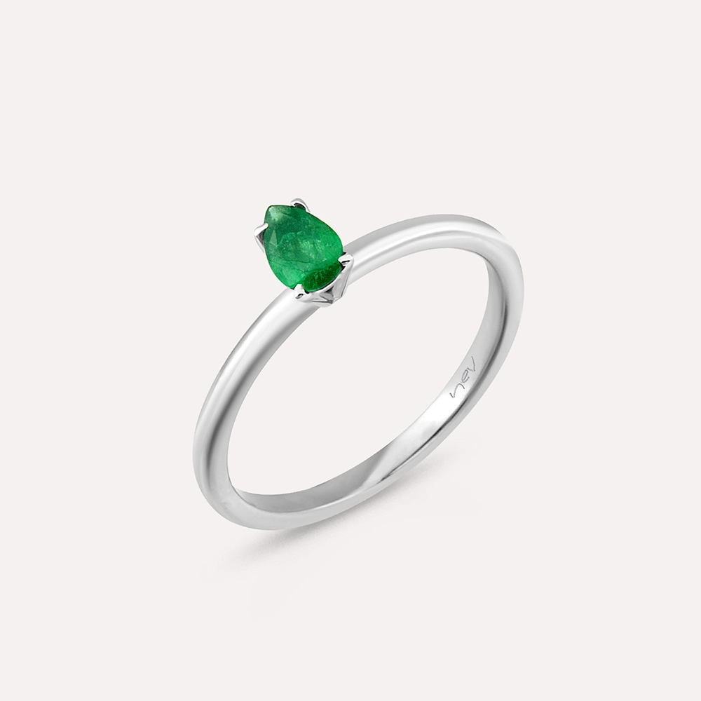 Janet 0.27 CT Pear Cut Emerald White Gold Ring - 4