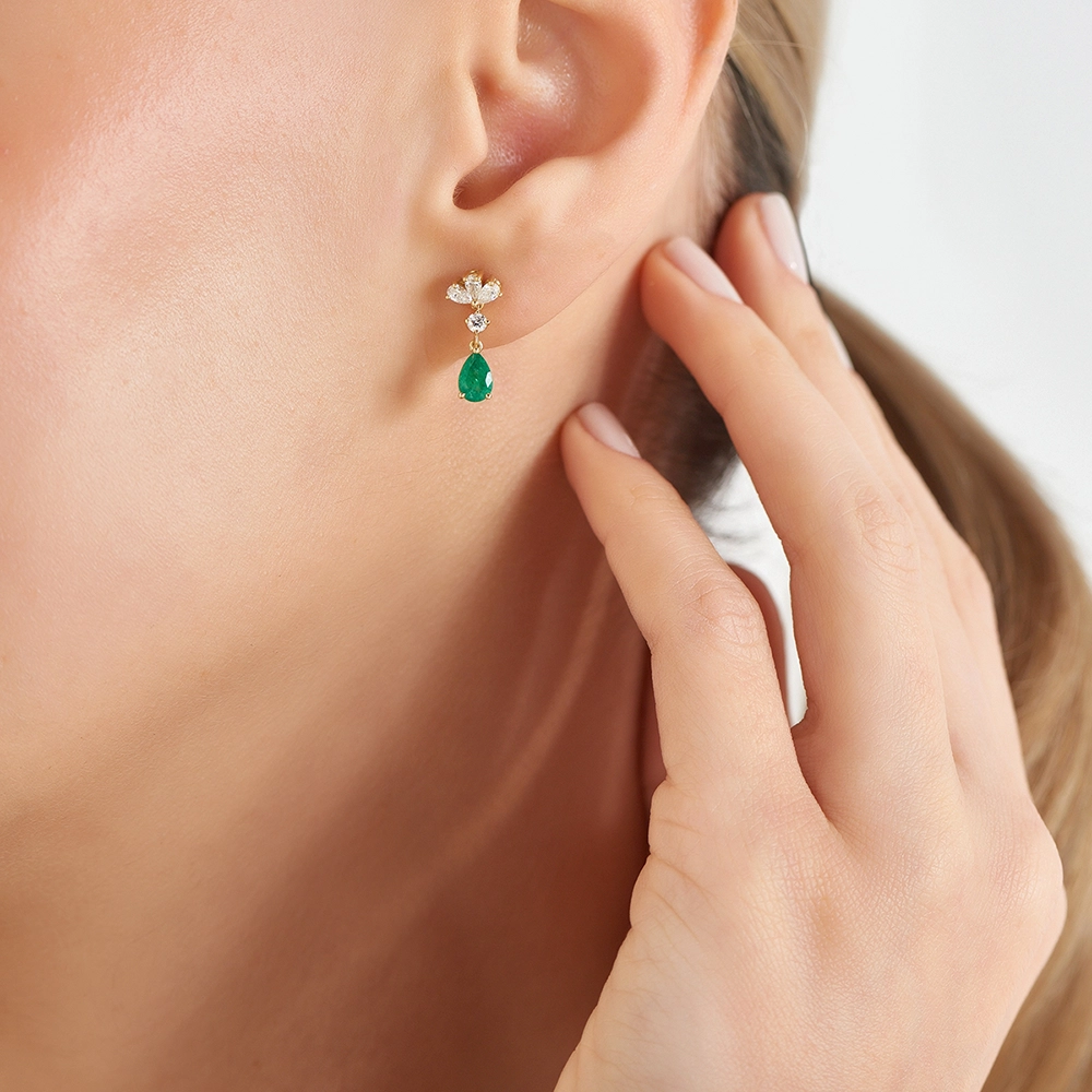 Julia 1.32 CT Emerald and Diamond Yellow Gold Earring - 2