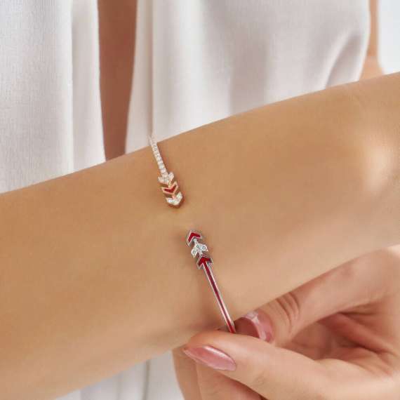 Malin Arrow 0.55 CT Diamond and Red Enamel Bracelet - 2