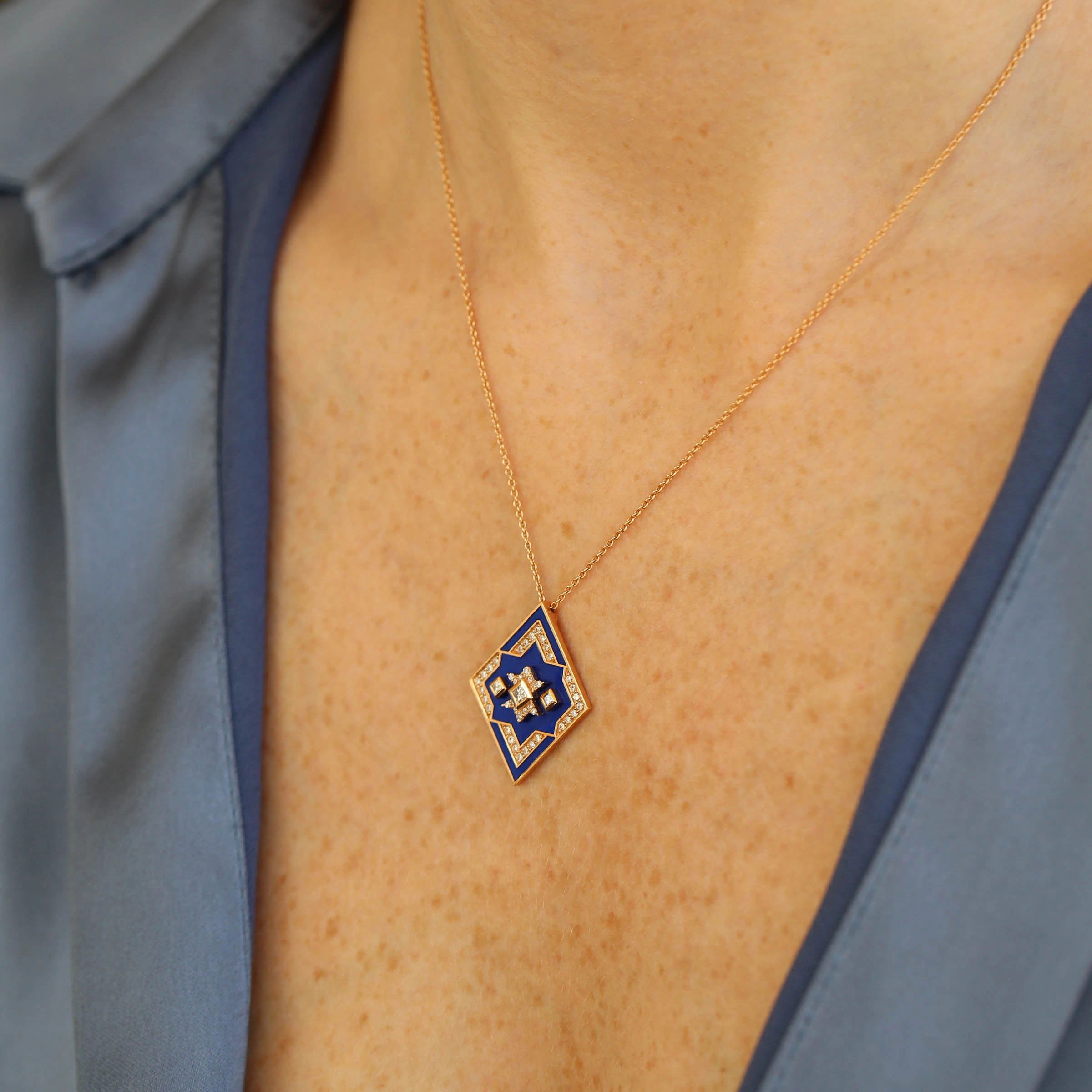 Megrez 0.32 CT Diamond and Navy Blue Enamel Pendant - 4