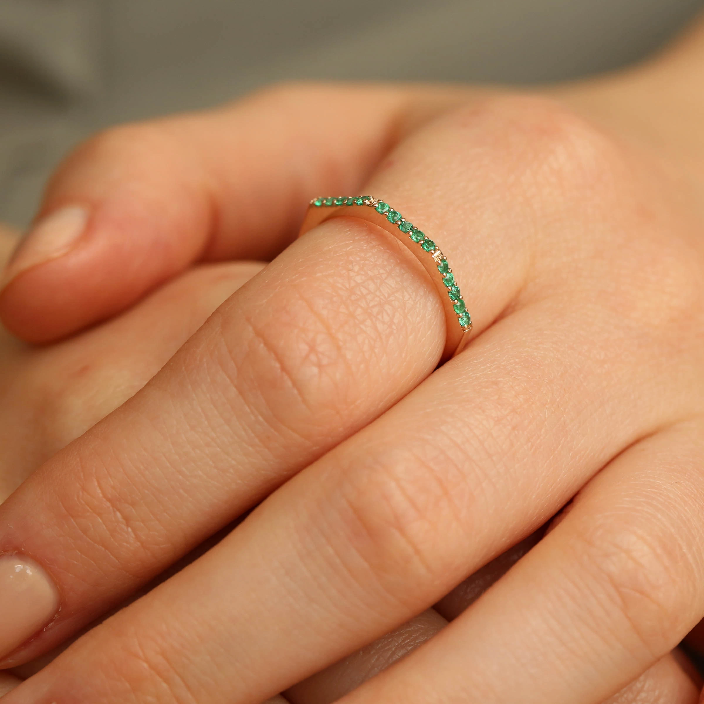 Pure 0.10 CT Emerald Rose Gold Ring - 2