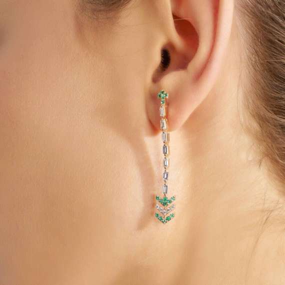 Shaula 1.29 CT Emerald and Baguette Cut Diamond Earring - 2