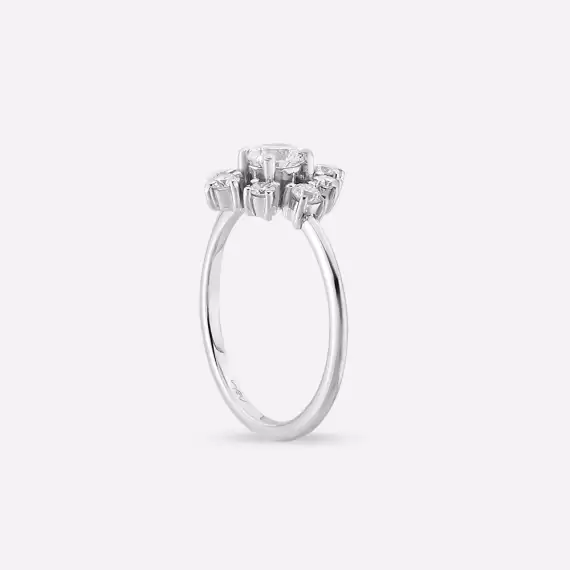 Snow Hake 0.77 CT Diamond White Gold Ring - 6