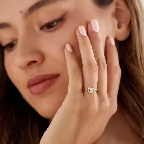 Sofia 0.59 CT Oval Kesim Pırlanta Taşlı Sarı Altın Yüzük - 2