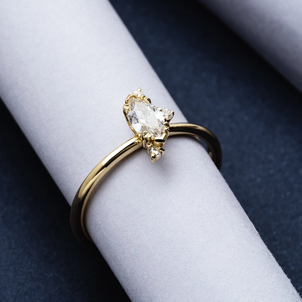 Stella 0.46 CT Markiz Kesim Pırlanta Taşlı Sarı Altın Yüzük - 1
